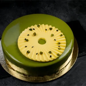 Pisztácia-mangó-passió torta