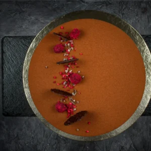 Csokoládé mogyoró málna torta