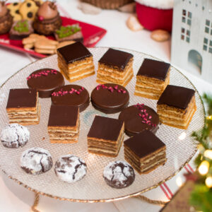 Karácsonyi sütidoboz, 16 db