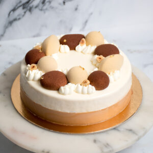 Vanília karamell mogyoró torta